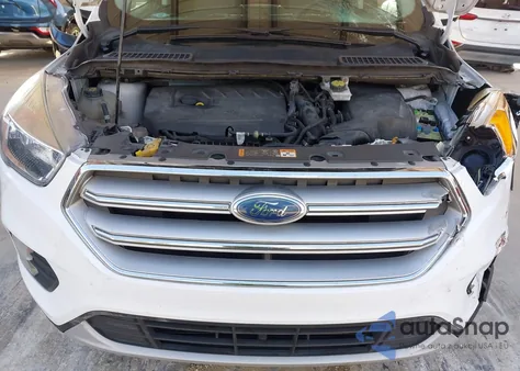 2018 Ford Escape Se z USA, uszkodzony, nr VIN 1FMCU9GD7JUB50613